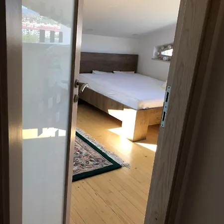 Lovely 3 Bedroom Loft With Hot Tub Apartment