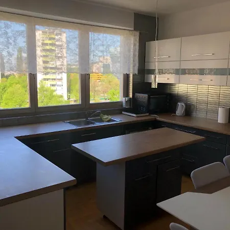 Lovely 3 Bedroom Loft With Hot Tub Sarajevo